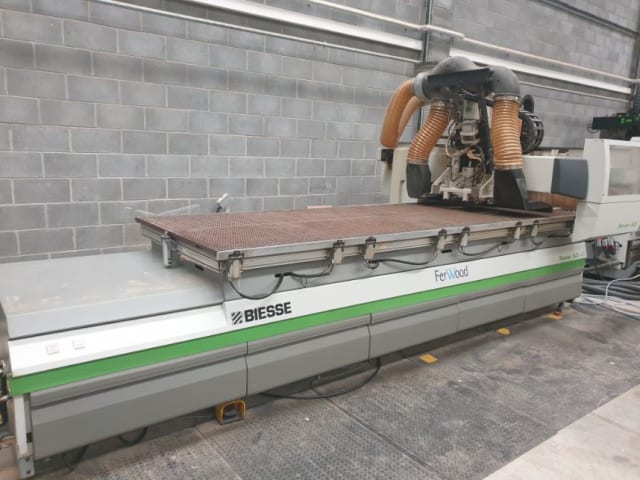 CNC Machine Centres With Flat Tables BIESSE ROVER A 3.40 FT K1