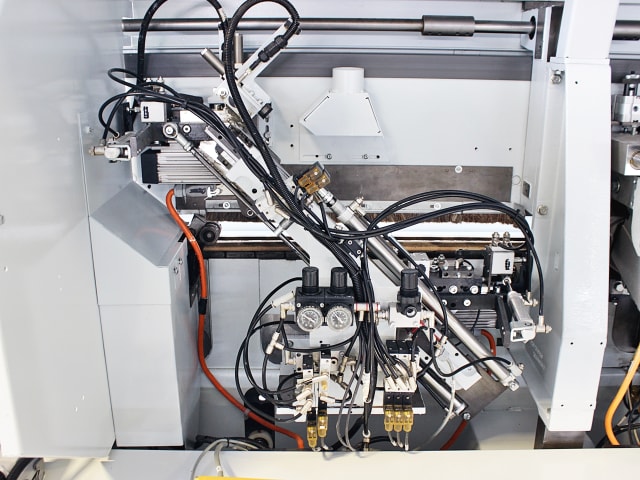 Односторонний Кромкооблицовочный Станок BRANDT KDF 680 PROFILINE AIRTEC