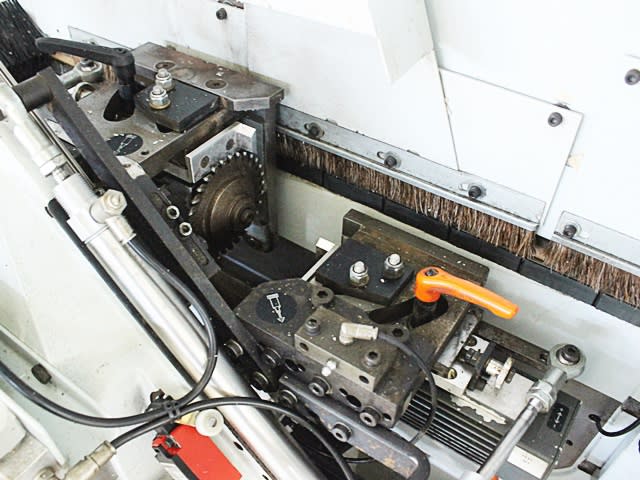 Bordatrice Singola BRANDT KDF 790 PROFILINE