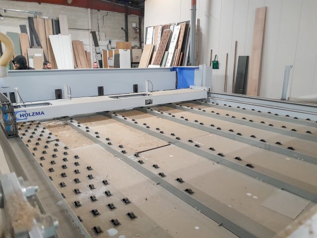 Piły Panelowe Z Przednim Załadunkiem HOLZMA HPP 230/38/38 OPTIMAT