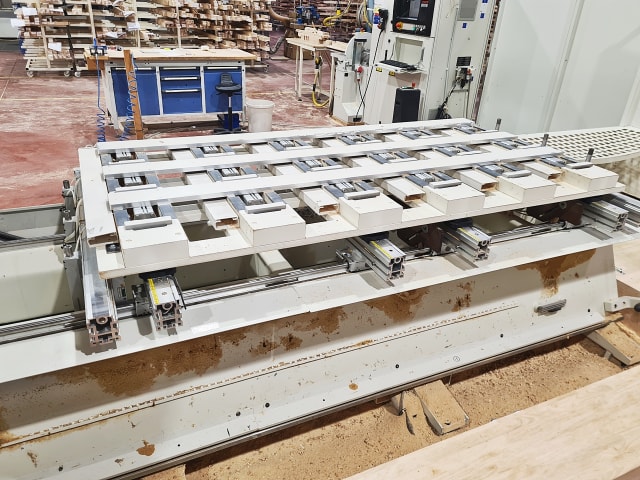 Centro di lavoro a 5 assi SCM RECORD 142