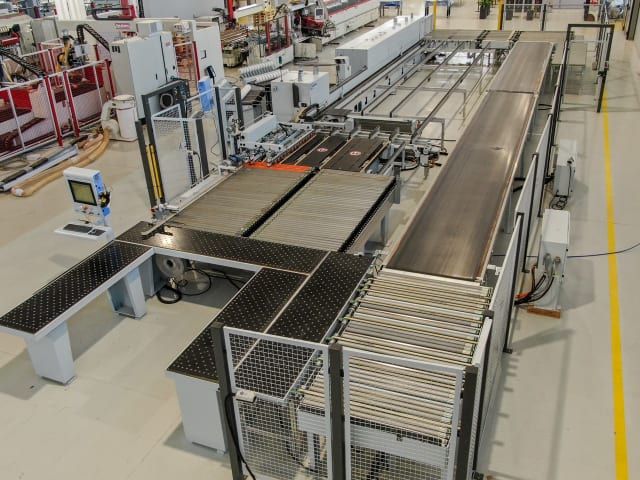 Kantenanleimmaschine Charge 1 HOMAG PROFI KFL 350/11/A3/WZ14