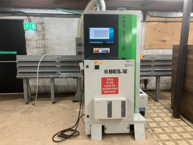 Centro De Mecanizado Vertical BIESSE SKIPPER V31
