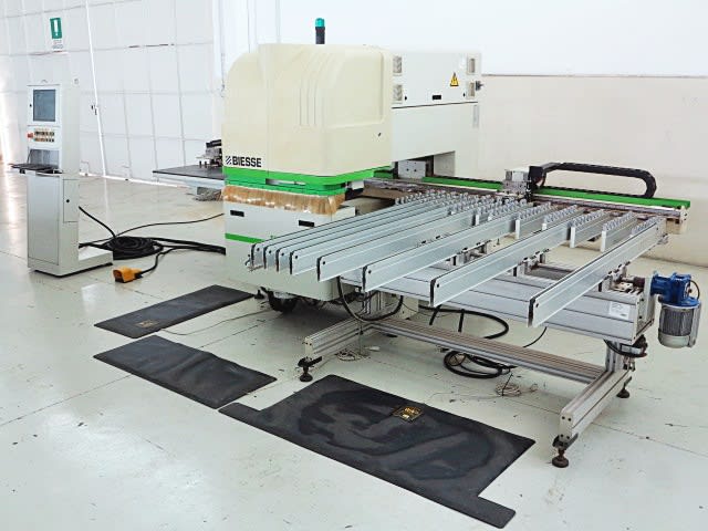 CNC for Flexible Drilling BIESSE SKIPPER 100