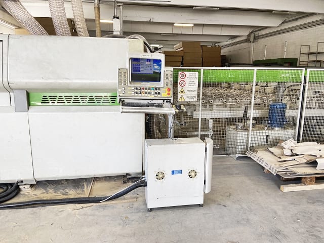 Seccionadoras Angulares SELCO WNAR 600 SHUTTLE SYSTEM