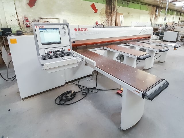 前上料裁板锯机 SCM SIGMA IMPACT C