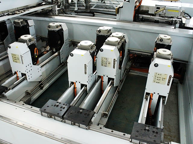 Durchlaufbohr- und Dübeleintreibanlage WEEKE + BARGSTEDT PROFILINE BST 750; P TTL401/12