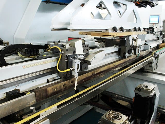 Durchlaufbohr- und Dübeleintreibanlage WEEKE + BARGSTEDT PROFILINE BST 750; P TTL401/12