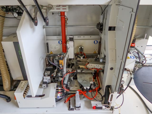 Máquina De Colar Bordos Simples BIESSE AKRON 1330 A