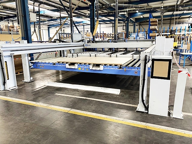 Scie À Panneaux À Chargement Automatique HOLZMA HPL 430/43/22