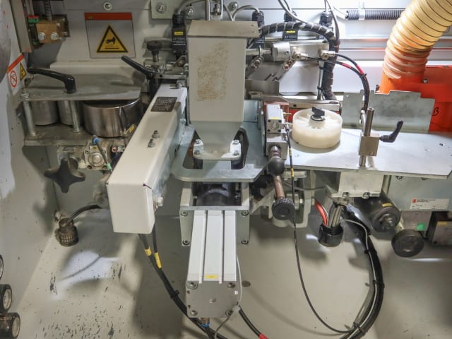Einseitige Kantenanleimmaschine HOLZHER STREAMER 1057