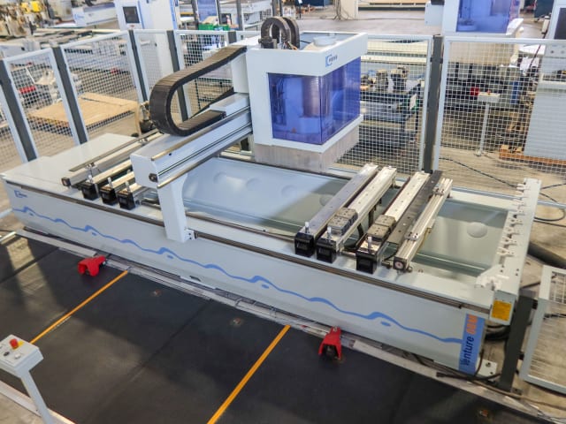 Centro De Usinagem Com Ventosas WEEKE BHC VENTURE 08M