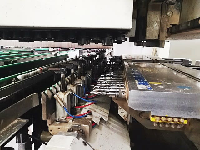 Máquina flexible de perforación MORBIDELLI AUTHOR 900