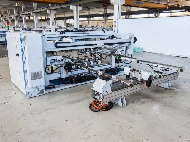 Perforadora Automática WEEKE BST 500 D