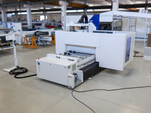 5 Axis CNC Routers HOMAG CENTATEQ P-110 - BMG110
