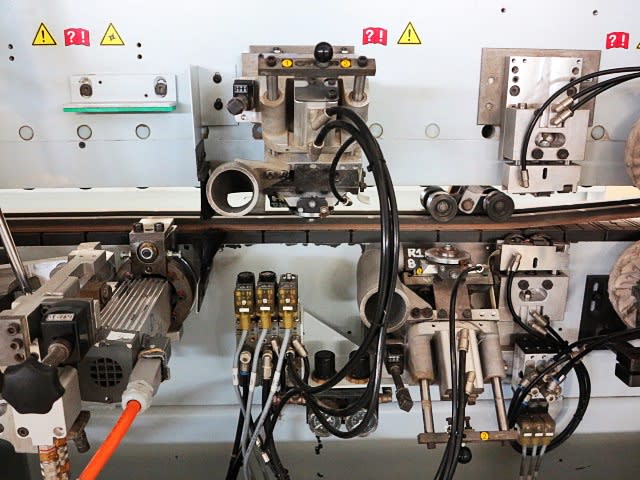 Einseitige Kantenanleimmaschine BRANDT KDF 670 PROFILINE