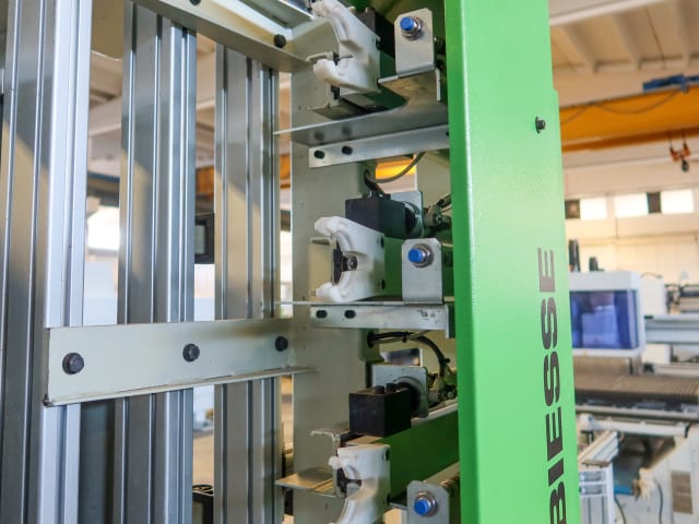 Centre D'Usinage Vertical BREMA EKO 902 INS