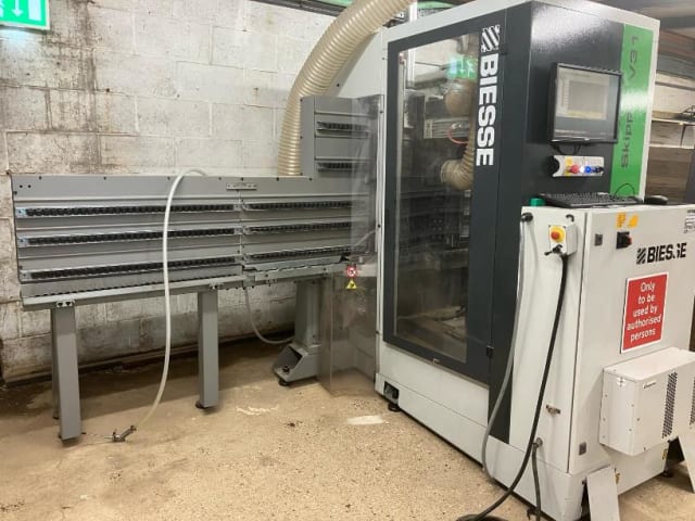 Centro De Mecanizado Vertical BIESSE SKIPPER V31