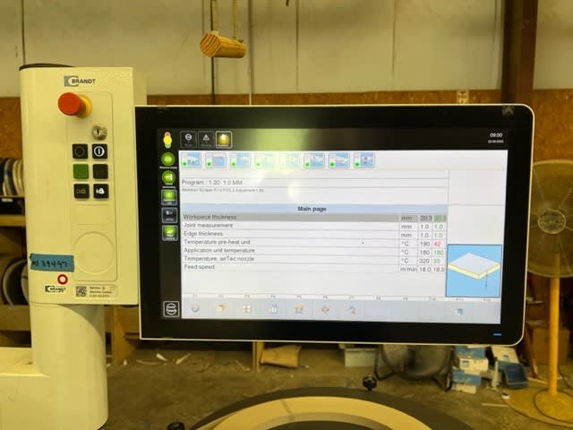 Máquina De Colar Bordos Simples BRANDT KDF 1650 HIGHFLEX AIRTEC