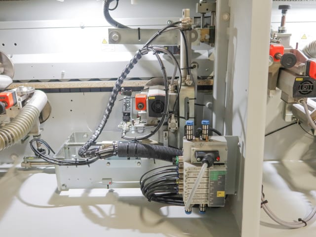 Einseitige Kantenanleimmaschine HOLZHER STREAMER 1057