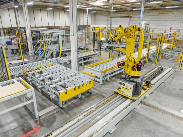 Squaring Lines KRAFT + AVERCON + FRAXINUS FLOORING PRODUCTION LINE