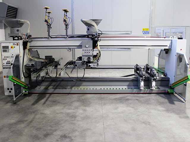 Perceuse–Tourillonneuse automatique BIESSE TECHNO INFOR
