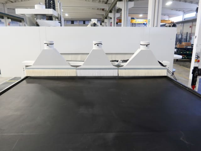 5-Achs-Bearbeitungszentrum HOMAG CENTATEQ N-600