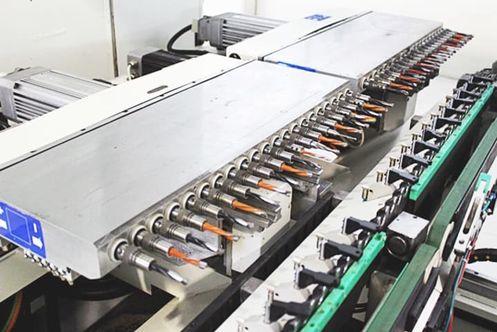 灵活钻孔 MORBIDELLI AUTHOR 912