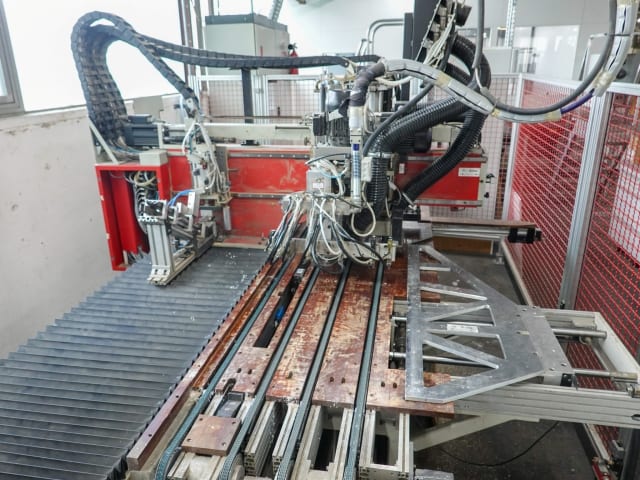 Linea di Montaggio PRIESS PRIESS ASSEMBLY LINE