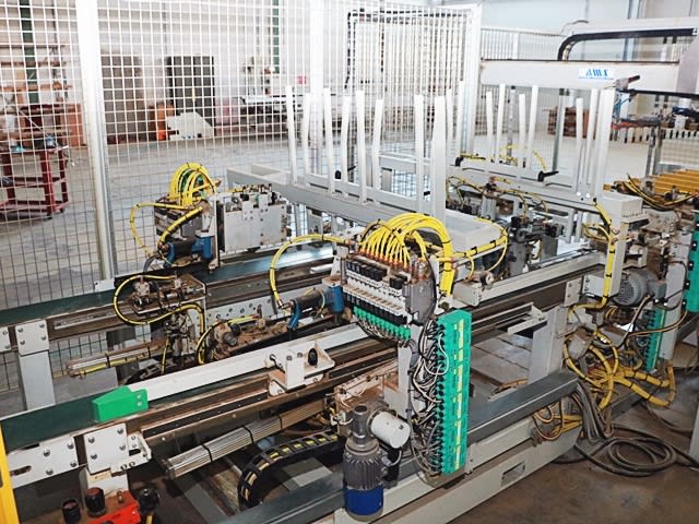 Cnc Machine Centres For Window And Doors AMS LINEA ASS./ACC.TELAI