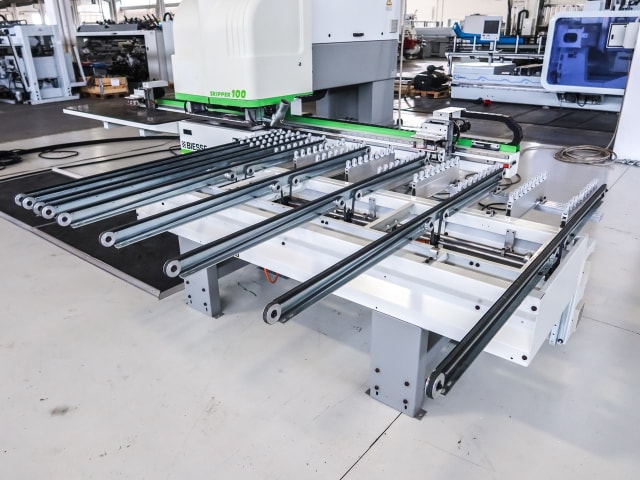 유연한 드릴링 머신 BIESSE SKIPPER 100 L
