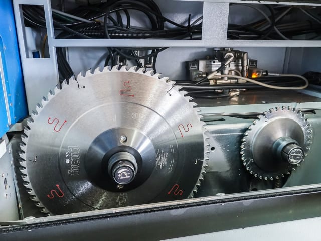 Угловой Распиловочный Станок HOLZMA HKL 380/43/22