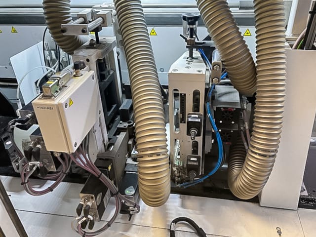 Einseitige Kantenanleimmaschine HOMAG KAL 370/8/A3/L