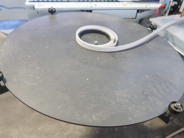 Einseitige Kantenanleimmaschine BRANDT KDF 650