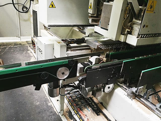 Máquina flexible de perforación MORBIDELLI AUTHOR 900