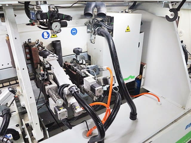 Okleiniarki Pojedyncze BIESSE AKRON 1330 A