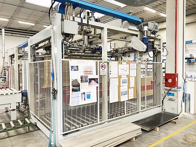 Panel Feeding and Loading SIRIO .