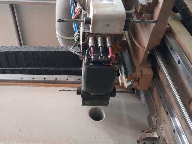 Centro de mecanizado para puertas BIESSE WINLINE 2Y 1667