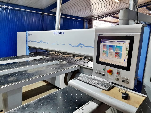 Scie À Panneaux À Chargement Automatique HOLZMA HPL 510/43/22