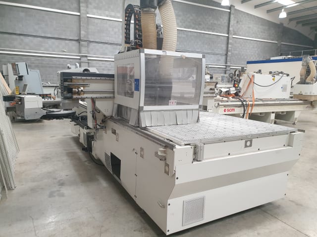 Bearbeitungszentrum mit Nestingtisch MORBIDELLI UNIVERSAL 3615
