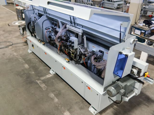 Einseitige Kantenanleimmaschine BRANDT KDF 650