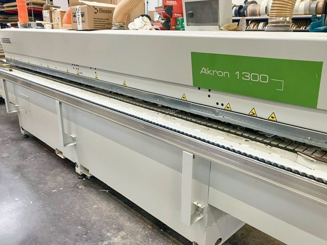 Single Edgebanders BIESSE AKRON 1330