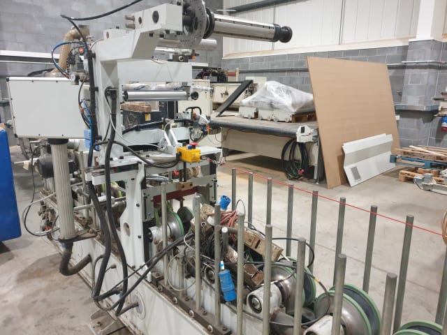 Máquina De Recubrimiento De Perfiles BARBERAN PROFILE WRAPPER