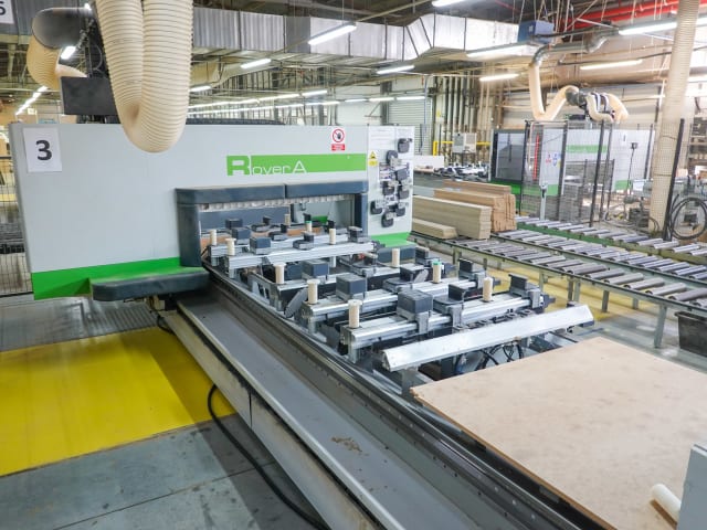 Centro di lavoro a Ventose BIESSE ROVER A 1232