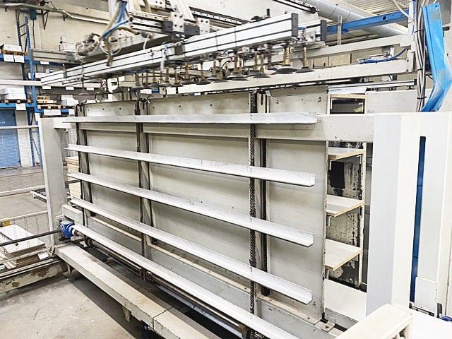 Panel Feeding and Loading SIRIO .