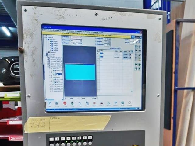前上料裁板锯机 SELCO EB 80 ACTIVE