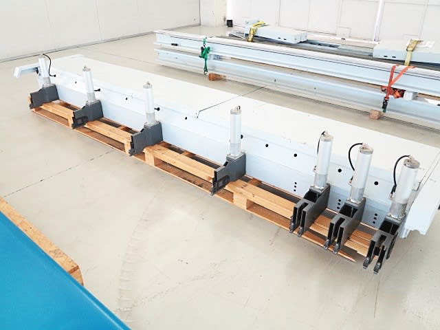 Front-Loading Panel Saws HOLZMA HPP 380/38/38