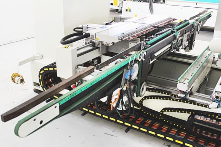 灵活钻孔 MORBIDELLI AUTHOR 912