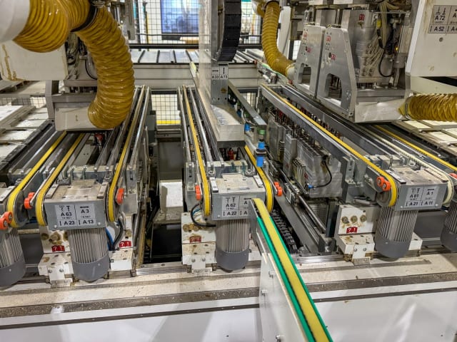 Perceuse automatique HOMAG DRILLTEQ C-800