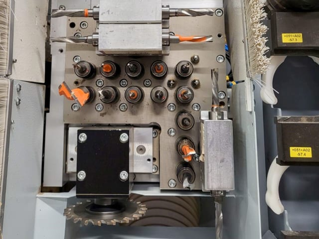 Vertikale CNC-Bohrmaschine WEEKE BHX 055